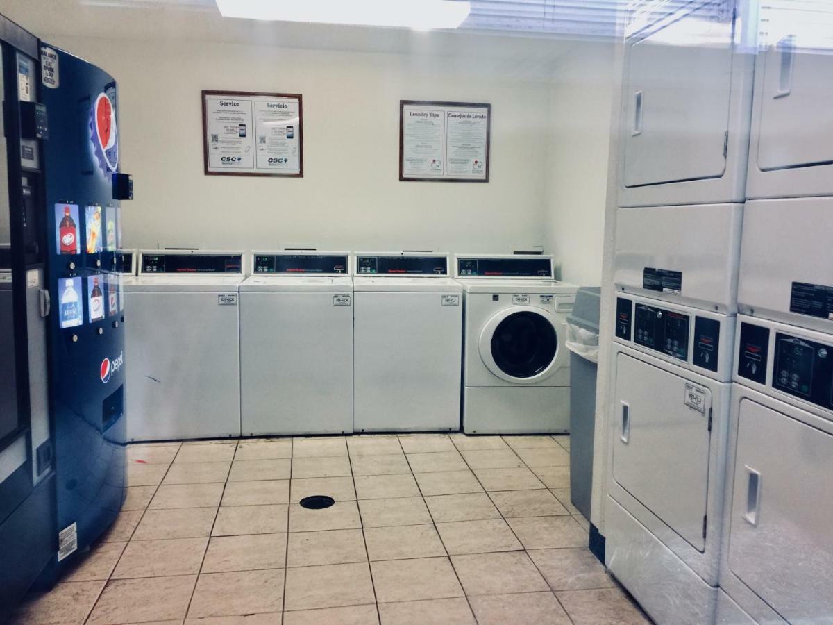 Intown Suites Extended Stay Jacksonville Fl St Johns Bluff Rd 外观 照片